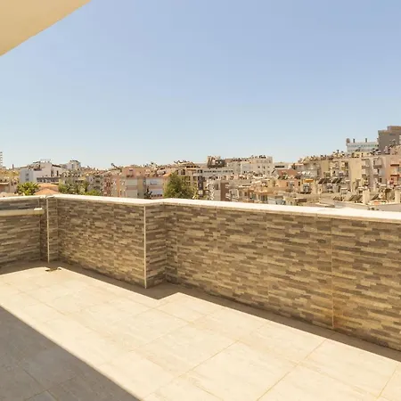 Central Duplex Apartment Near Beach And Historical Landmarks In Muratpasa Antalya