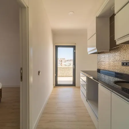 Apartment Central Duplex Apartment Near Beach And Historical Landmarks In Muratpasa *