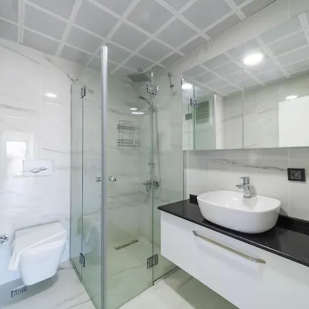 Central Duplex Apartment Near Beach And Historical Landmarks In Muratpasa Antalya